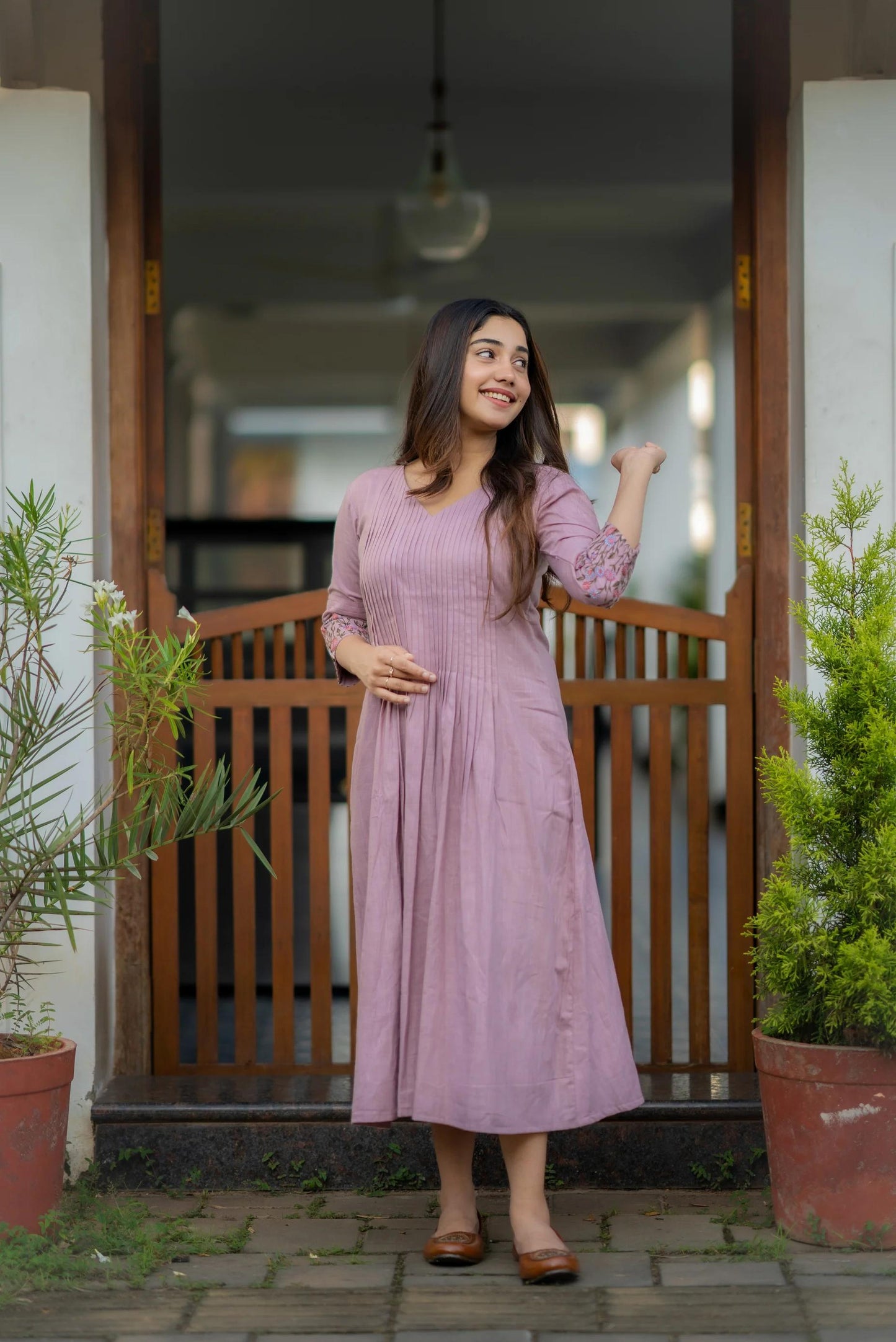 Aaysa Floral A-Line Embroidered Anarkali Kurta