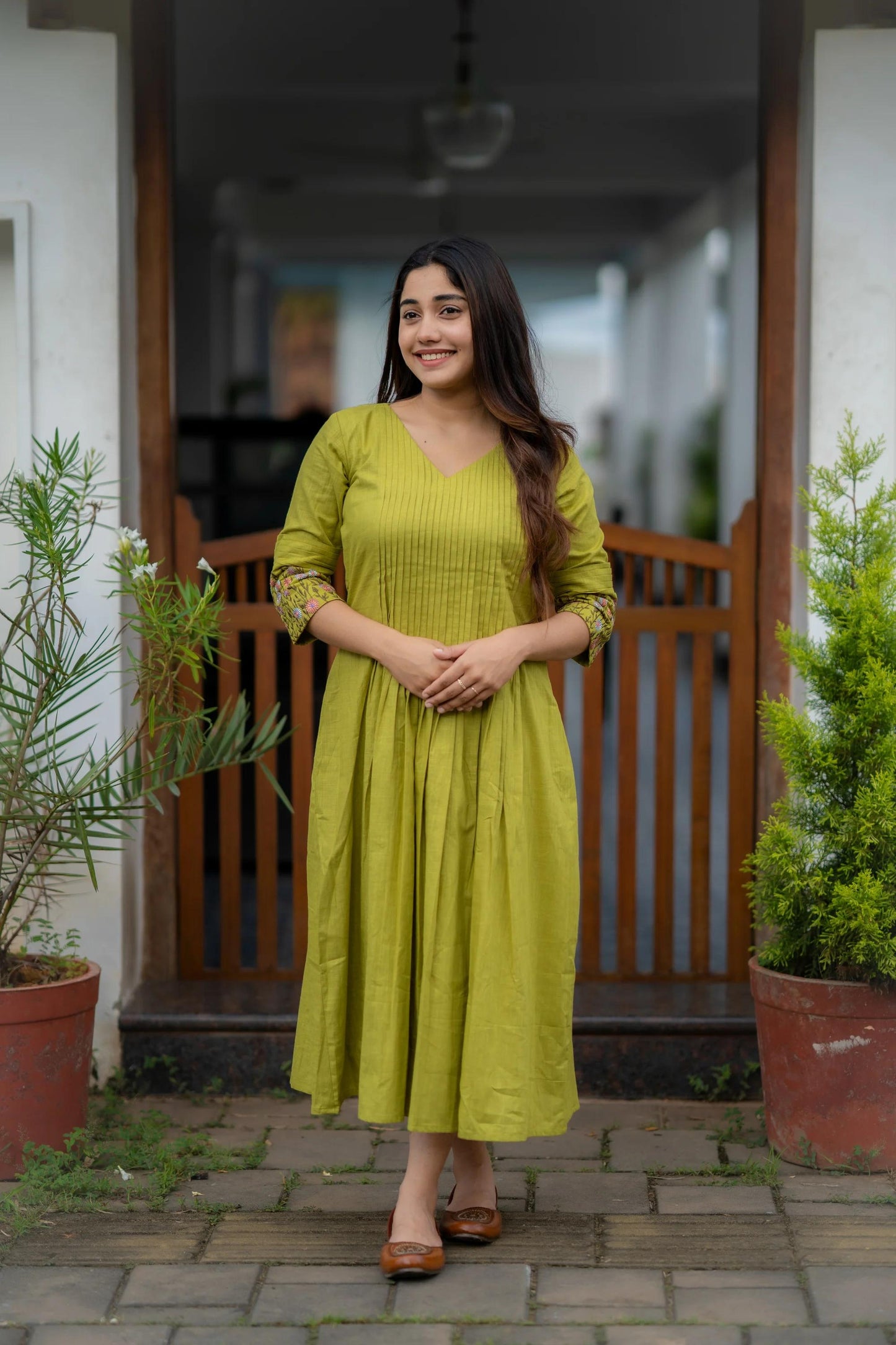 Aaysa Floral A-Line Embroidered Anarkali Kurta