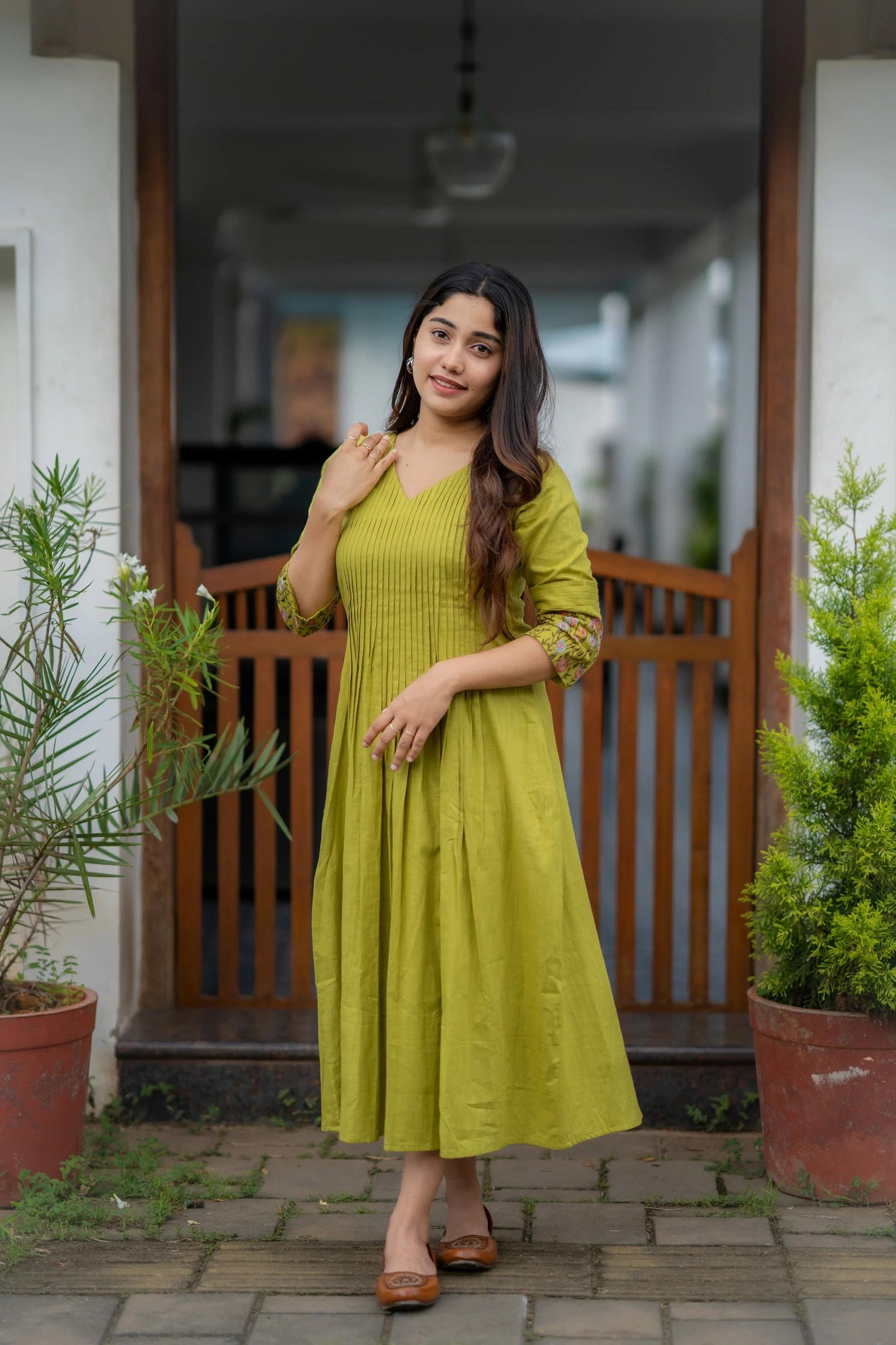 Aaysa Floral A-Line Embroidered Anarkali Kurta