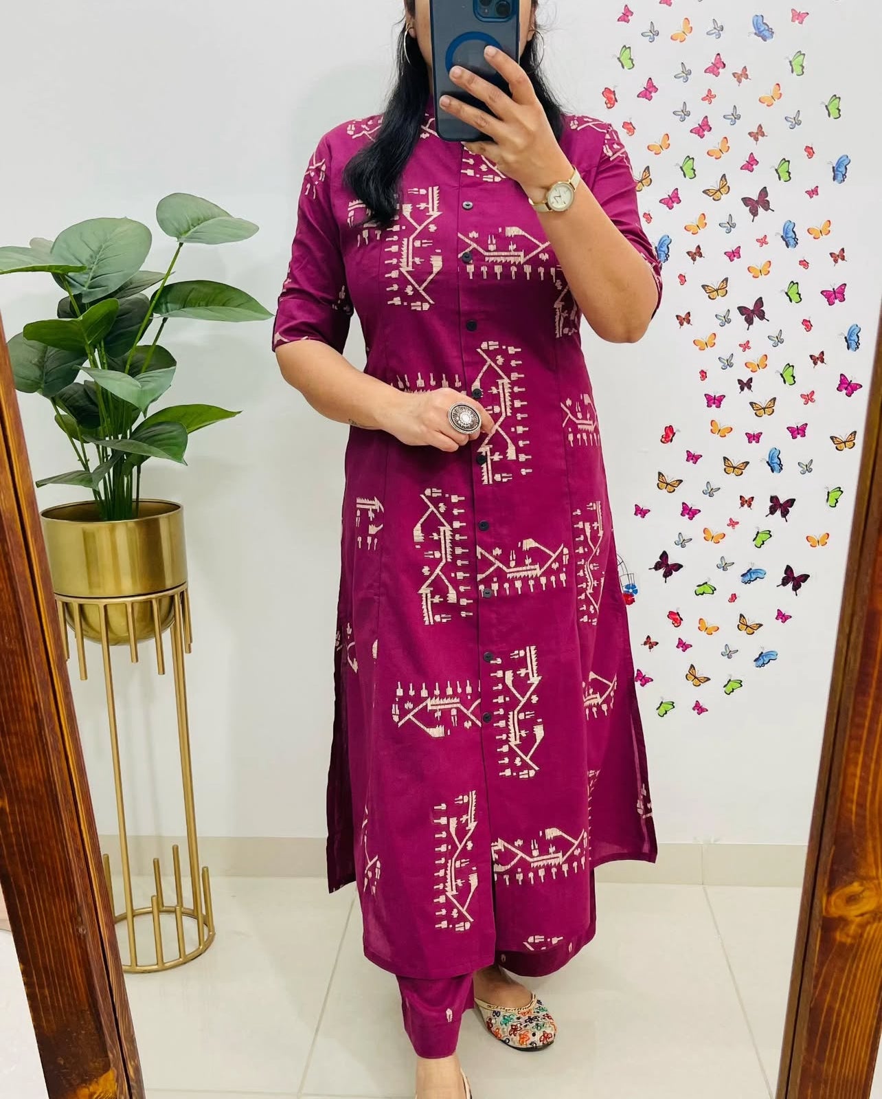 Aaysa Floral Printed Round Neck Pure Cotton Straight Kurta with Trousers