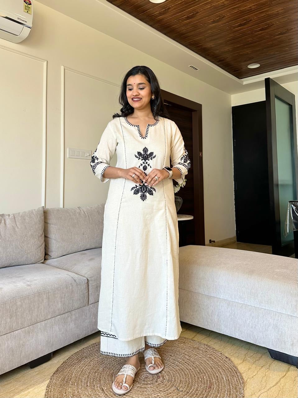 Aaysa Embroidered A-Line Thread Work Pure Cotton Kurta With Trousers
