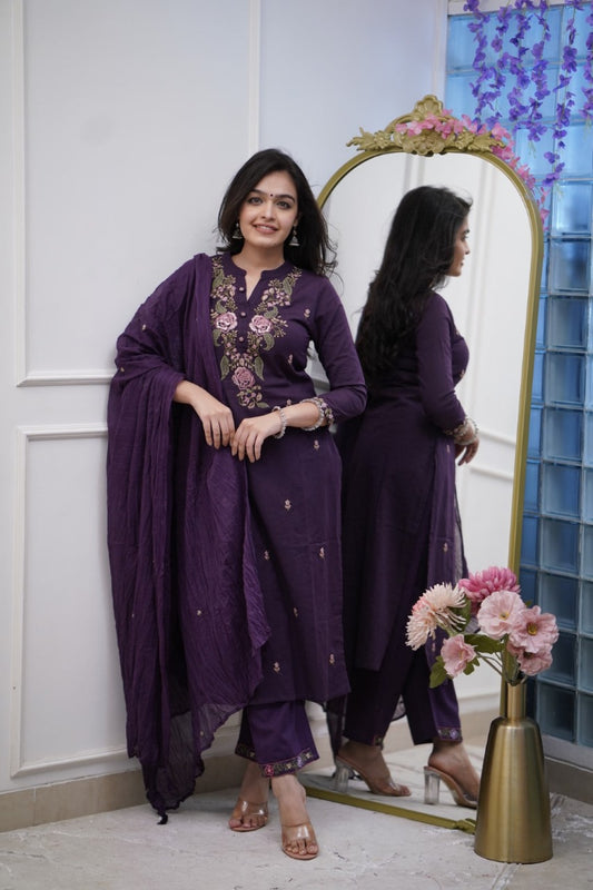 Aaysa Women Floral Pure Cotton Kurta with Trousers & With Dupatta Set
