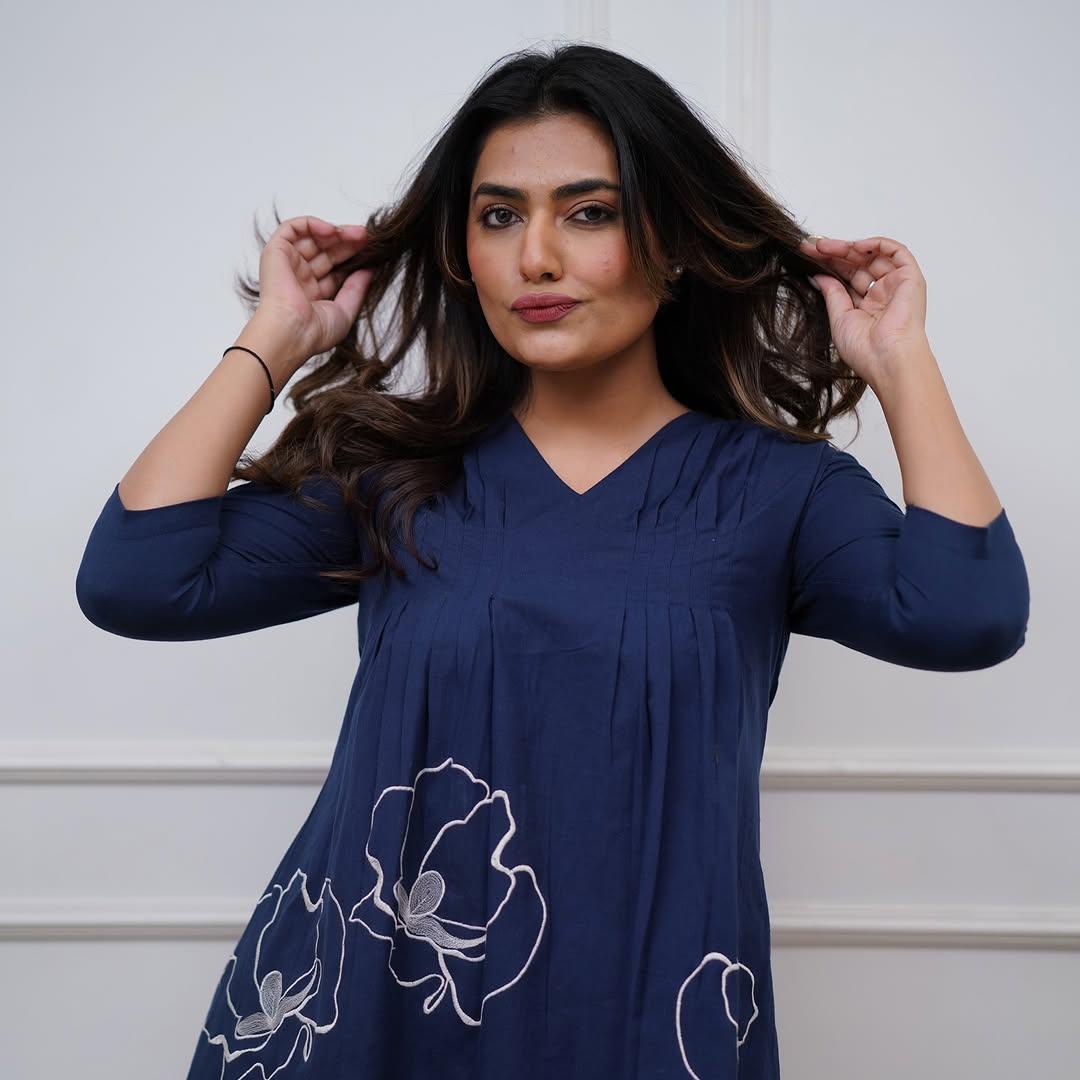Aaysa Embroidered Pure Cotton Co-Ord Set