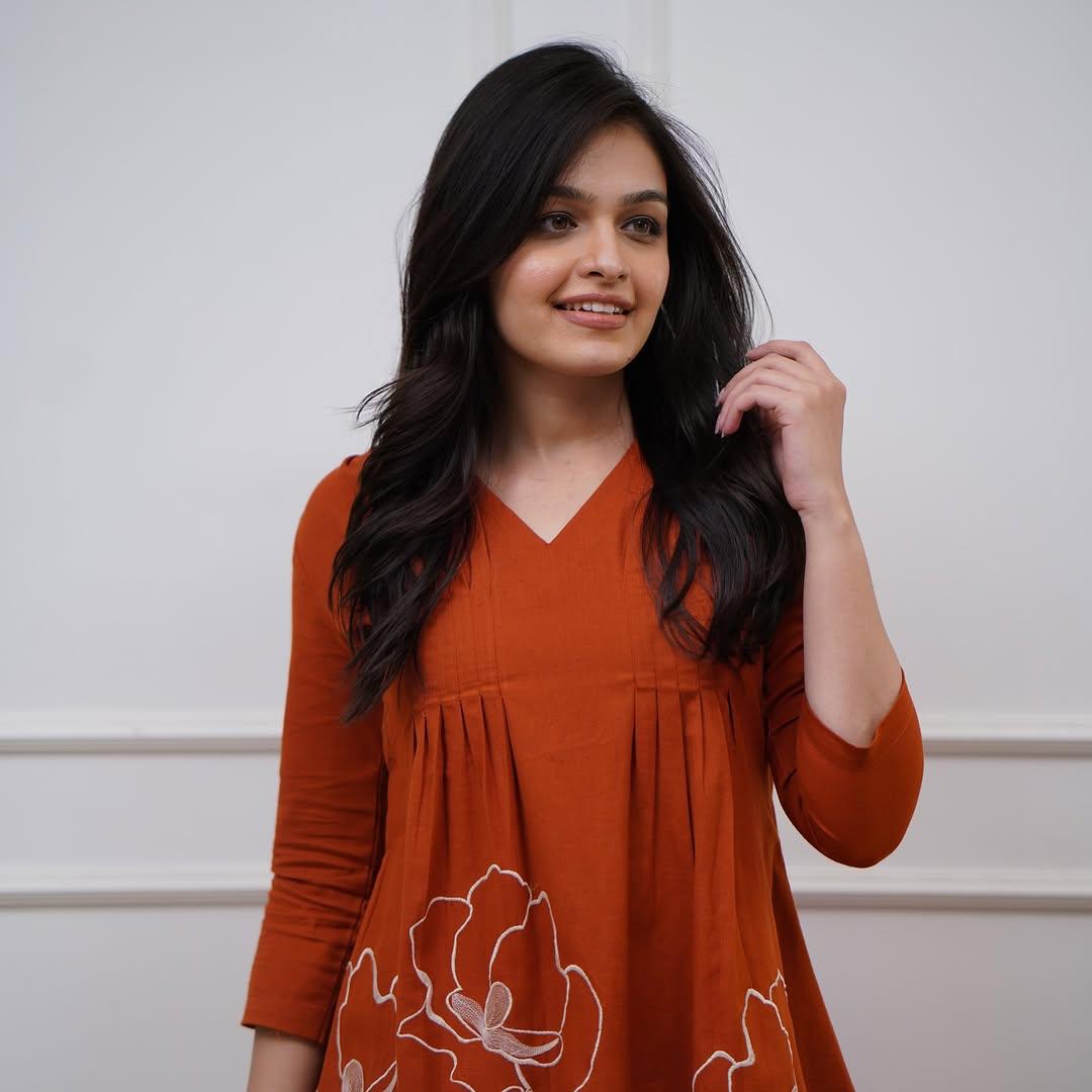 Aaysa Embroidered Pure Cotton Co-Ord Set
