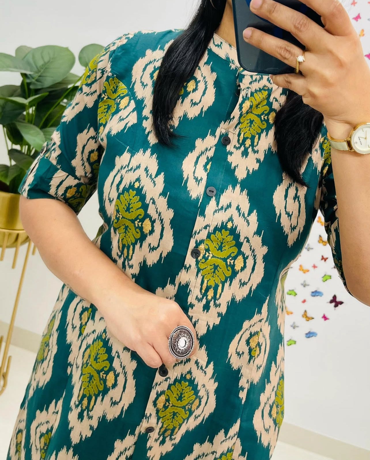 Aaysa Floral Printed Round Neck Pure Cotton Straight Kurta with Trousers