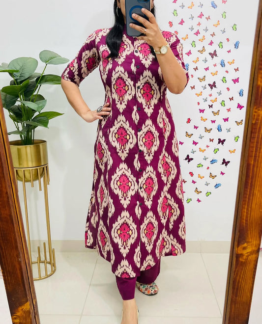Aaysa Floral Printed Round Neck Pure Cotton Straight Kurta with Trousers