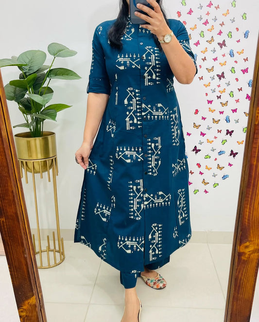 Aaysa Floral Printed Round Neck Pure Cotton Straight Kurta with Trousers