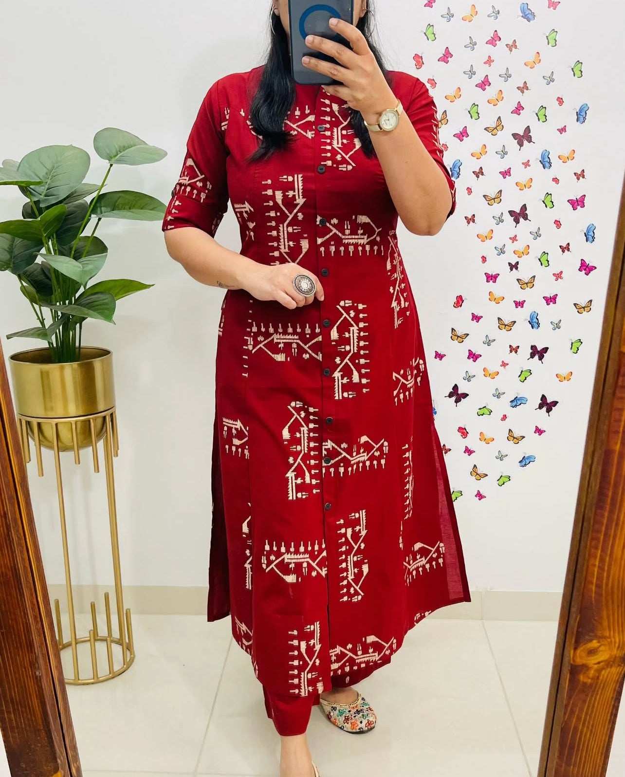 Aaysa Floral Printed Round Neck Pure Cotton Straight Kurta with Trousers